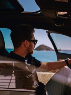 Just a quick stop to reset after a long and busy week spent running everywhere, changing places, beds and plans. I needed my view, my peace, my bed, just enough to recharge before a new start. Now it’s time to leave again, new week, new energy, new motivation and a special stop ahead for the @nittoatpfinals ✨ #MondayMotivation #NewWeekNewEnergy #November #OnTheMove #thatview #TBstyle