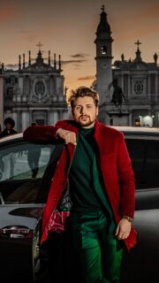 Not just a drive. It’s a rush. ⚡️ “Born” to own the streets. Around the city. Festive Electric Tuesday. 🎄 #CUPRA #CUPRABorn #CUPRATribe #December #TBstyle