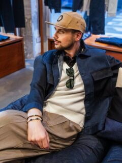 Milano Design Week in my lens. A special visit at @candianidenim Corner for the relaunch of @trc2038 where heritage meets a new vision. Premium denim, clean details, Made in Italy identity, good music, a cold beer and great people around. And yes, the cap 🧢 had to come with me straight away, you know that’s always my thing. Even a little DJ moment among photos and good vibes. Stay tuned, there are several interesting projects behind this launch. Swipe through last night. 📸🍺🎧✨ invited by @negrifirmanpr •

#MDW26 #MilanoDesignWeek #Milan #TRC2038 #TBStyle