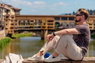 Heading to Florence. A 🆕 week, fresh energy and ambitious goals ahead. Taking a moment to recharge before one of the busiest and most inspiring weeks of the season begins. Pitti week is approaching, bringing inspiration, connections and opportunities. Time to raise the bar once again. 🇮🇹💪

#Florence #PonteVecchio #PittiUomo #MondayMotivation #TBstyle